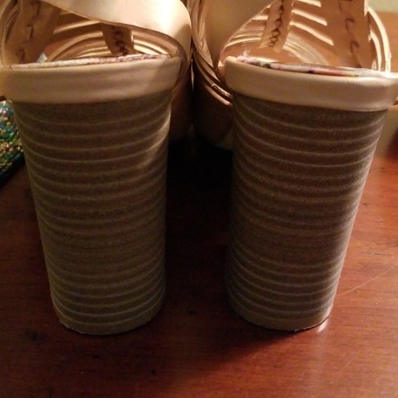 Madden Girl REMIIE Shoes - Picture 7 of 7